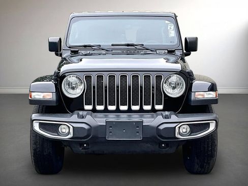 Used 2023 Jeep Wrangler Unlimited Sahara AWD/4WD image 2