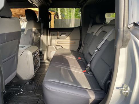 Used 2025 GMC Hummer EV 3X AWD/4WD image 16