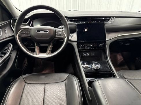 Used 2021 Jeep Grand Cherokee L Limited w/ Luxury Tech Group II AWD/4WD image 16