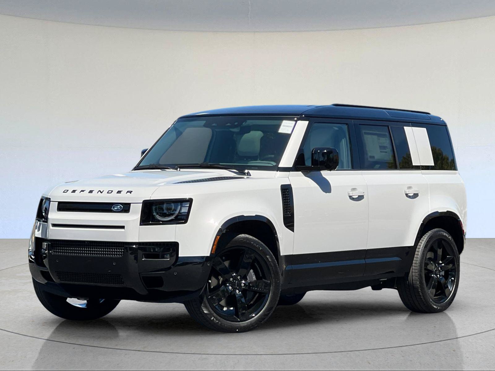 New 2026 Land Rover Defender 110 X-Dynamic SE AWD/4WD image 1