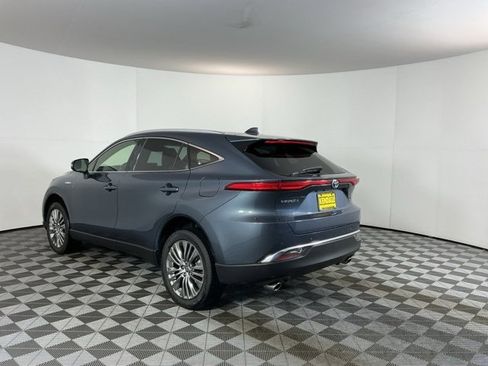 Used 2021 Toyota Venza Limited w/ Advanced Technology Package image 7