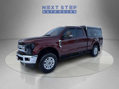Used 2017 Ford F250 XLT w/ XLT Value Package image 3