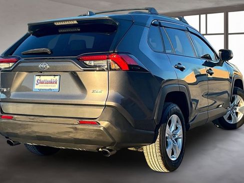 Used 2021 Toyota RAV4 XLE w/ Convenience Package image 6