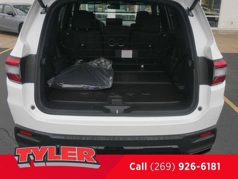 New 2026 Honda Pilot Sport image 19