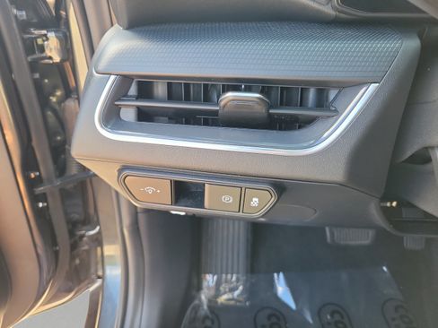 Used 2025 Kia K4 GT-Line w/ GT-Line Premium Package FWD image 17