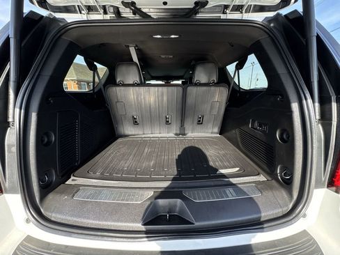 Used 2023 GMC Yukon XL Denali Ultimate w/ LPO, Floor Liner Package AWD/4WD image 25