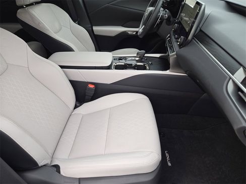 Used 2025 Lexus RX 350 Premium Plus w/ Convenience Package image 14