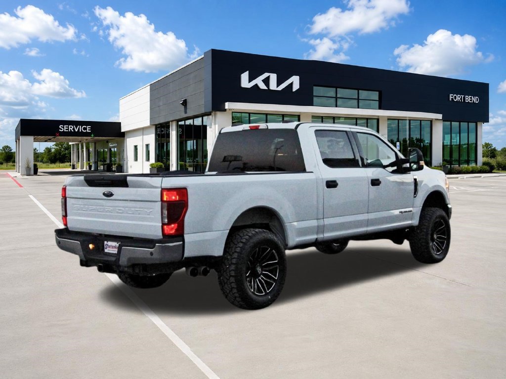 Used 2022 Ford F250 XLT w/ XLT Value Package AWD/4WD image 5