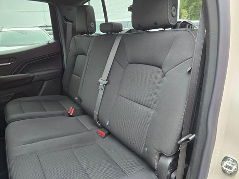 New 2026 GMC Canyon Elevation w/ LPO, Black Badging Package AWD/4WD image 17