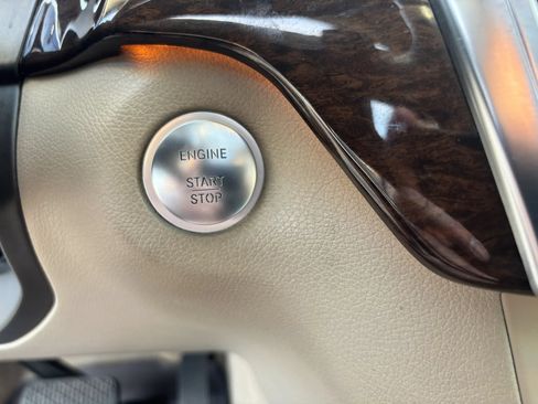 Used 2013 Mercedes-Benz GL 450 4MATIC w/ Premium 1 Pkg image 29
