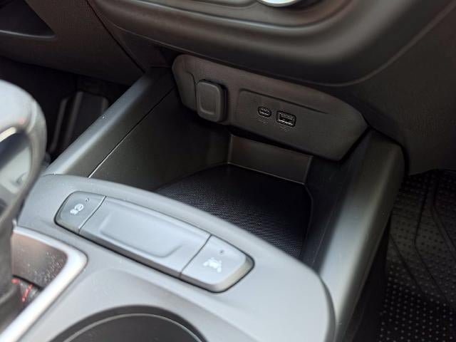 Used 2025 Chevrolet Trax RS w/ Driver Confidence Package FWD image 20