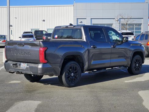 Used 2024 Toyota Tundra Limited image 6