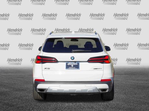 Certified 2025 BMW X5 xDrive50e w/ Premium Package image 8