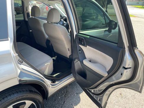 Used 2017 Subaru Forester 2.5i w/ Alloy Wheel Package AWD/4WD image 24