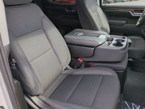 Used 2023 Chevrolet Silverado 1500 LT AWD/4WD image 24