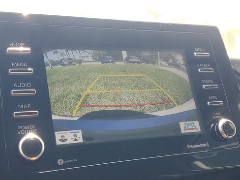 Used 2024 Toyota Camry SE image 27