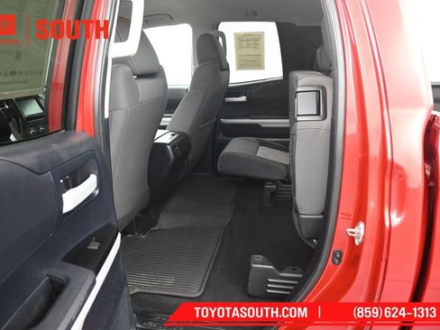 Used 2014 Toyota Tundra SR5 w/ SR5 Upgrade Package AWD/4WD image 28