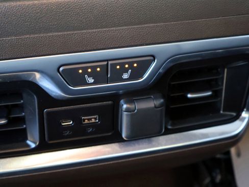 Used 2023 Chevrolet Silverado 3500 LTZ w/ LTZ Texas Edition image 22