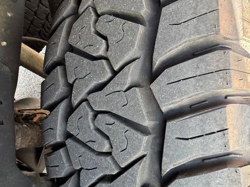 Used 2013 Ford F250 Lariat w/ Lariat Interior Pkg image 40