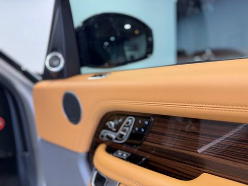 Used 2018 Land Rover Range Rover Autobiography AWD/4WD image 26