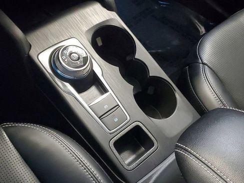 Used 2024 Ford Escape Platinum image 24