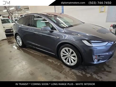 Used 2020 Tesla Model X Long Range image 3