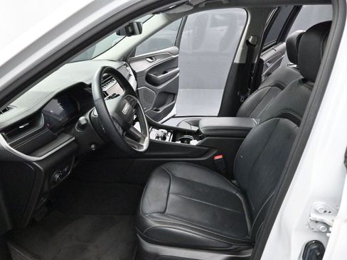 Used 2021 Jeep Grand Cherokee L Limited w/ Luxury Tech Group II AWD/4WD image 12