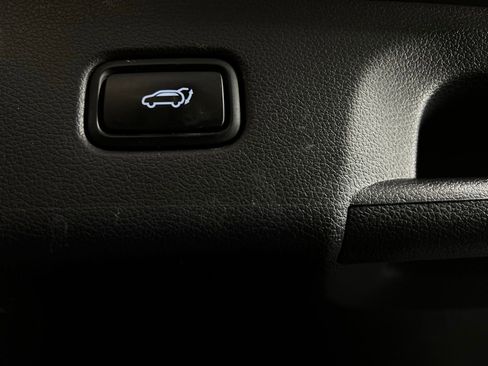 Used 2022 Hyundai Palisade Calligraphy w/ Cargo Package image 32