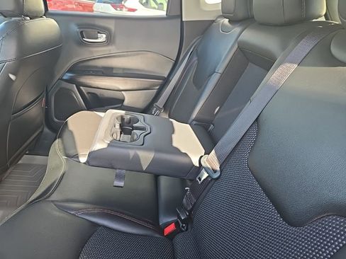 Used 2021 Jeep Compass Trailhawk image 23