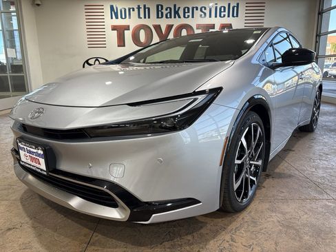 New 2026 Toyota Prius Plug-In Hybrid image 6