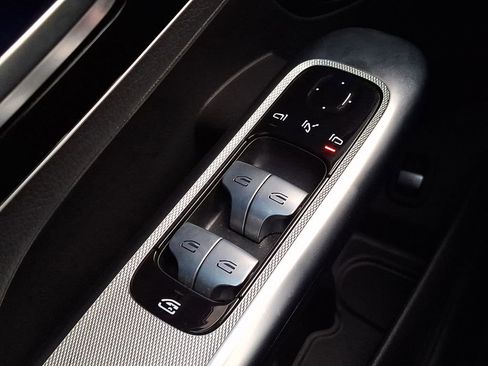 Used 2023 Mercedes-Benz GLC 300 4MATIC image 20