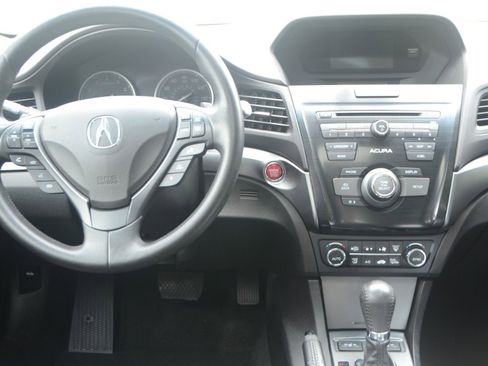 Used 2013 Acura ILX w/ Premium Package image 18
