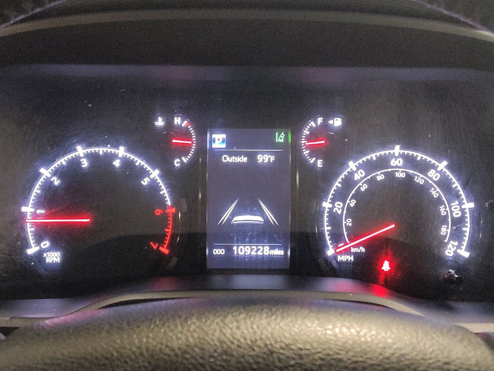 Used 2022 Toyota 4Runner SR5 RWD image 23