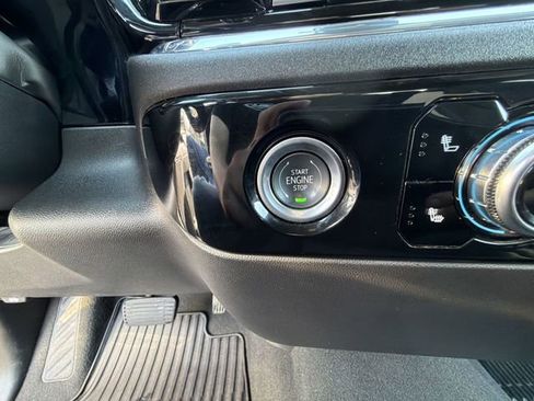 Certified 2024 GMC Sierra 1500 Elevation image 18