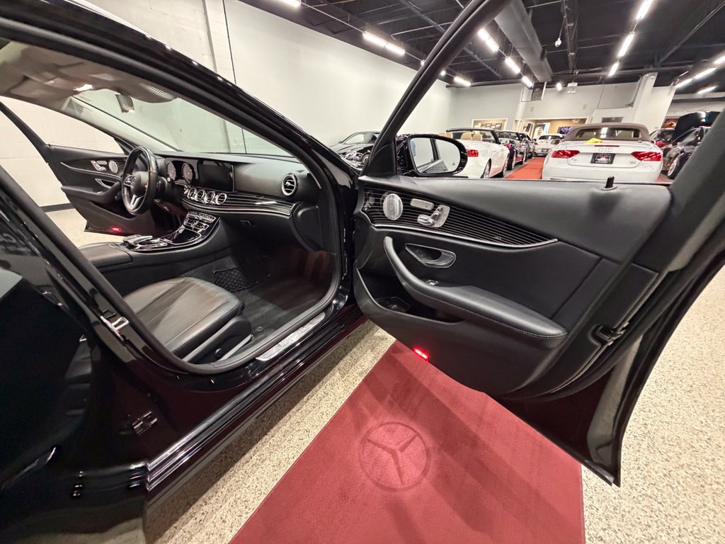 Used 2019 Mercedes-Benz E 450 4MATIC Wagon w/ Premium Package image 35