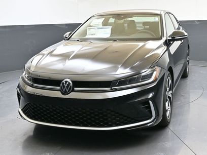 New 2025 Volkswagen Jetta SE