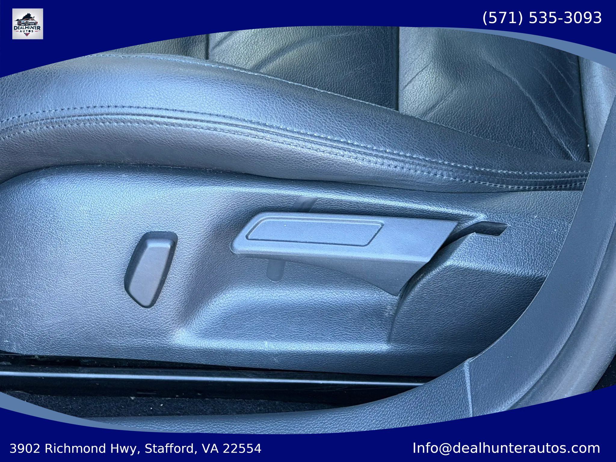 Used 2013 Volkswagen Golf 4-Door AWD/4WD image 23