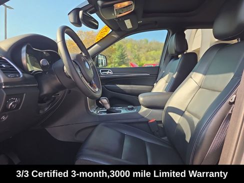 Used 2019 Jeep Grand Cherokee Limited AWD/4WD image 14