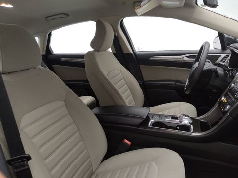 Used 2018 Ford Fusion S image 21