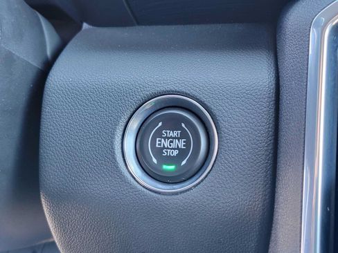 Used 2026 GMC Acadia Elevation w/ Black Edition FWD image 32