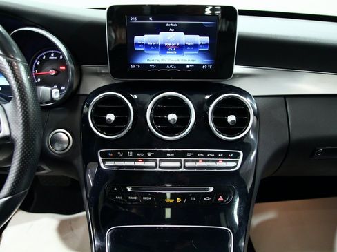 Used 2016 Mercedes-Benz C 300 4MATIC Sedan image 20