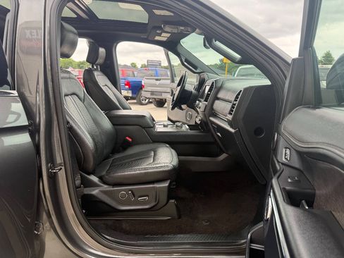 Used 2020 Ford Expedition Limited w/ Equipment Group 302A AWD/4WD image 21