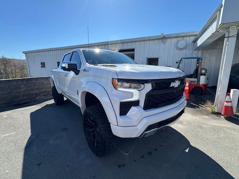 New 2025 Chevrolet Silverado 1500 LTZ AWD/4WD image 9