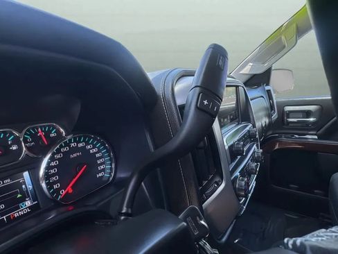 Used 2017 GMC Sierra 1500 SLE w/ SLE Value Package RWD image 14