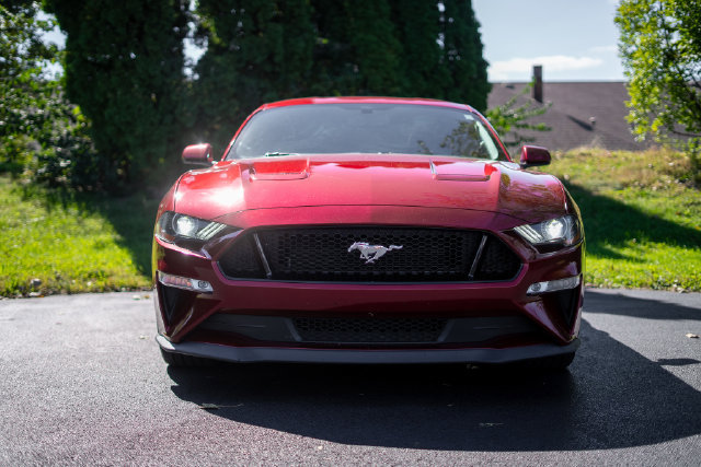 Used 2018 Ford Mustang GT w/ GT Performance Package RWD image 2