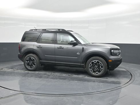 New 2025 Ford Bronco Sport Outer Banks AWD/4WD image 11