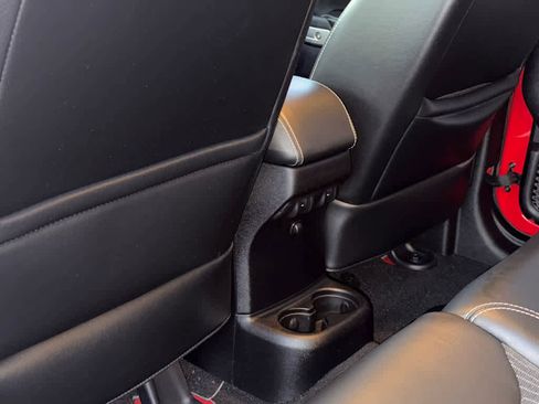 Used 2014 Jeep Wrangler Freedom Edition image 23