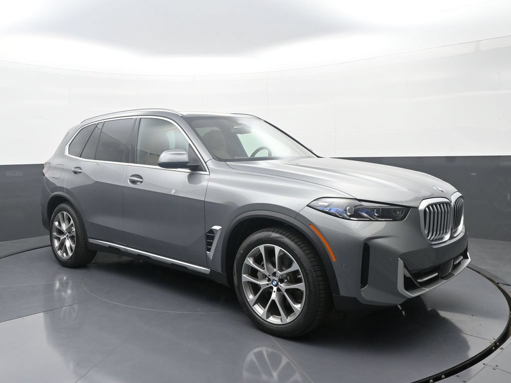 New 2026 BMW X5 xDrive40i w/ Climate Comfort Package AWD/4WD image 3