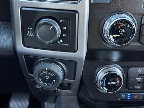 Used 2019 Ford F150 Platinum w/ Equipment Group 701A Luxury image 20