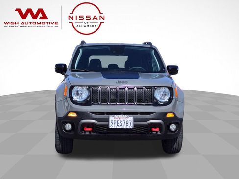 Used 2022 Jeep Renegade Trailhawk AWD/4WD image 2